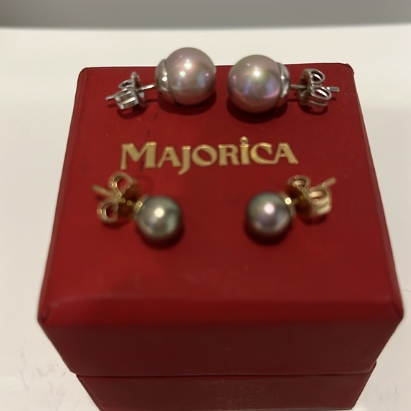 Majorica Pearl Earrings - Two Pairs - With One Box - Picture 2 of 7